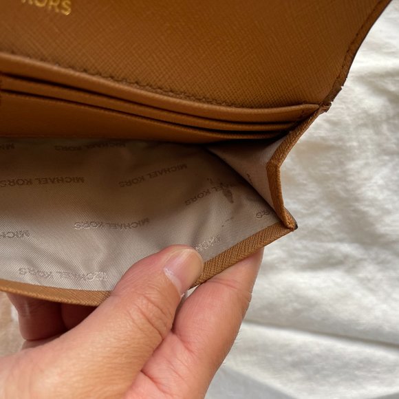 Michael Kors Leather Jet Set Travel Wallet Brown / Caramel - Picture 9 of 13